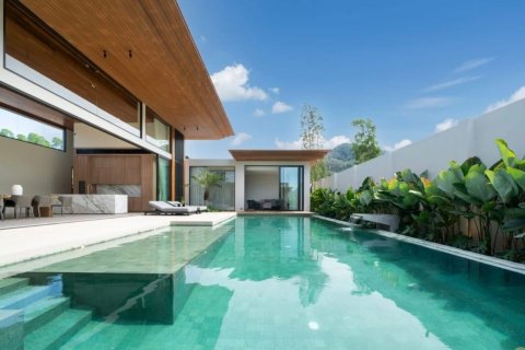 Villa in Phuket, Thailand 5 bedrooms № 160368 - photo 10
