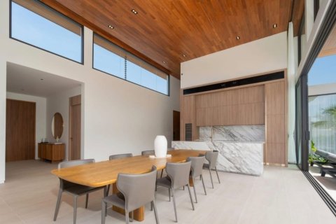 Villa in Phuket, Thailand 5 bedrooms № 160368 - photo 21