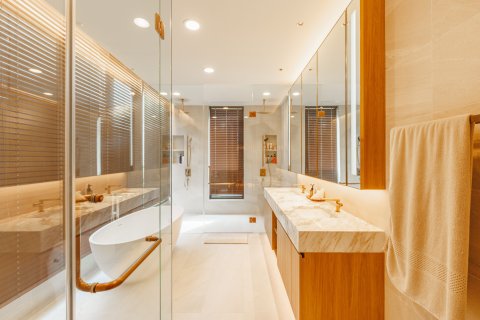 Villa in Phuket, Thailand 5 bedrooms № 160368 - photo 22