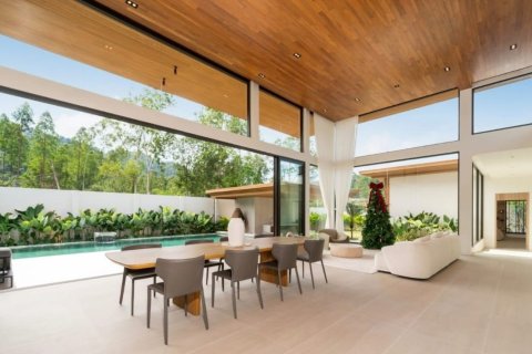 Villa in Phuket, Thailand 5 bedrooms № 160368 - photo 3