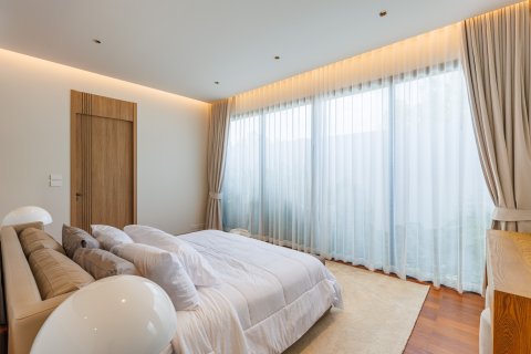 Villa in Phuket, Thailand 5 bedrooms № 160368 - photo 25