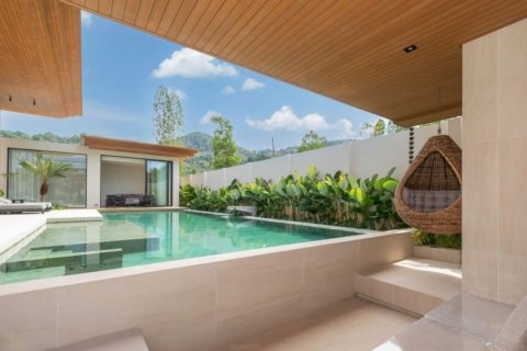 Villa in Phuket, Thailand 5 bedrooms № 160368 - photo 20