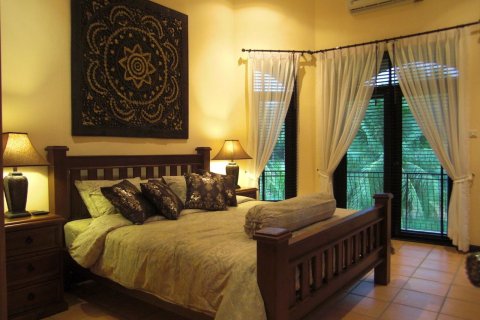 Villa à Pattaya, Thaïlande 5 chambres № 167271 - photo 8