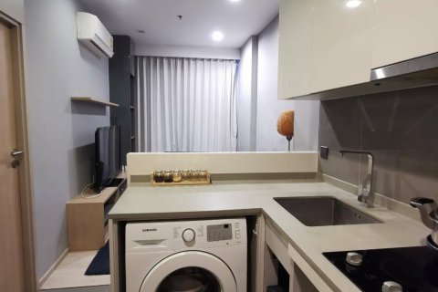 Студия в кондо в Ваттхане, Бангкок, Таиланд № 150270 - фото 7