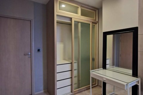 Студия в кондо в Ваттхане, Бангкок, Таиланд № 150270 - фото 10