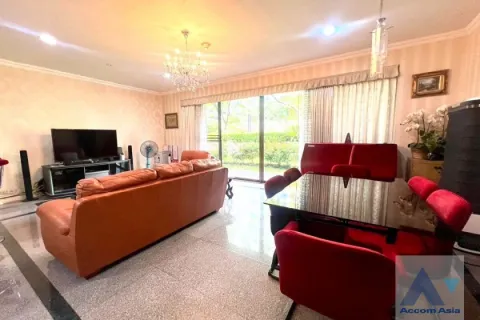 Condo à Pathum Wan, Bangkok, Thaïlande, 2 chambres  № 214651