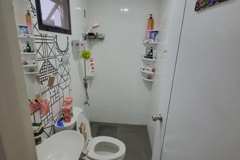 House in Pattaya, Thailand 3 bedrooms № 149493 - photo 8