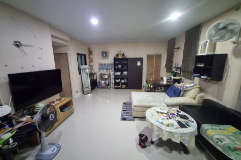 House in Pattaya, Thailand 3 bedrooms № 149493 - photo 4