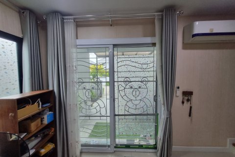 House in Pattaya, Thailand 3 bedrooms № 149493 - photo 5