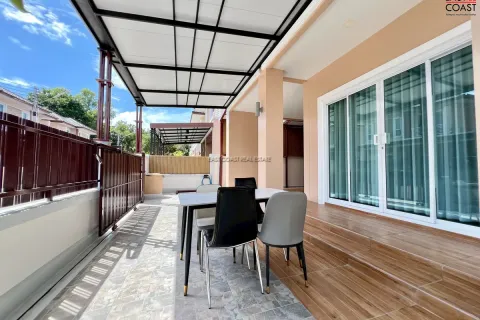 Casa de 3 dormitorios en Pattaya, Tailandia № 212401 - foto 6