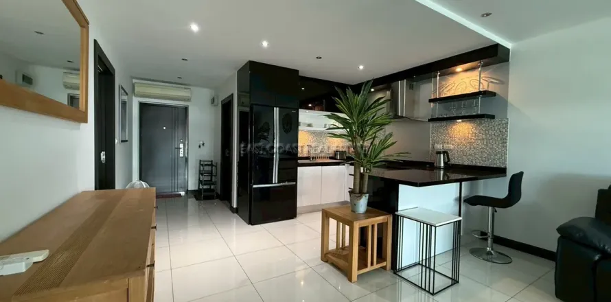 Condominio de 2 dormitorios en Pattaya, Tailandia № 212398