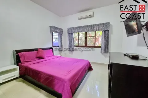 Casa de 3 dormitorios en Pattaya, Tailandia № 212397 - foto 4