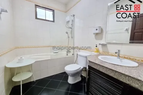 Casa de 3 dormitorios en Pattaya, Tailandia № 212397 - foto 11