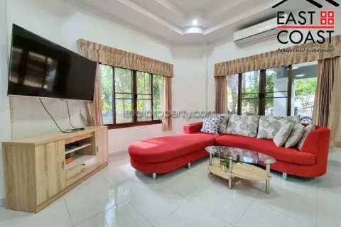 Casa de 3 dormitorios en Pattaya, Tailandia № 212397 - foto 8