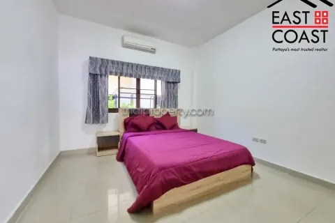 Casa de 3 dormitorios en Pattaya, Tailandia № 212397 - foto 14