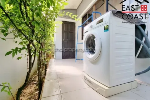 Casa de 3 dormitorios en Pattaya, Tailandia № 212397 - foto 17