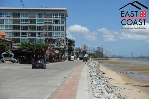 Condominio de 2 dormitorios en Jomtien Beach, Pattaya, Tailandia № 212396 - foto 18