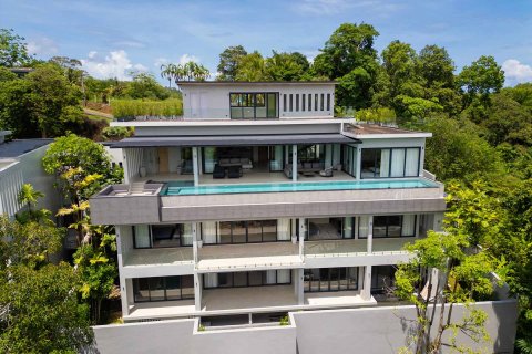 House in Phuket, Thailand 4 bedrooms № 180655