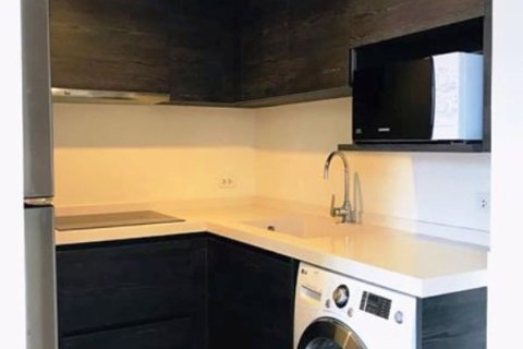 Condo in Watthana, Bangkok, Thailand, 2 bedrooms  № 155262 - photo 15