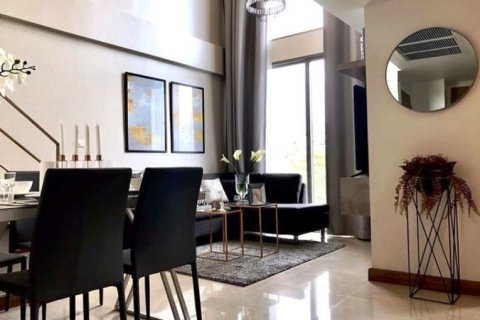 Condo in Watthana, Bangkok, Thailand, 2 bedrooms  № 155262 - photo 4