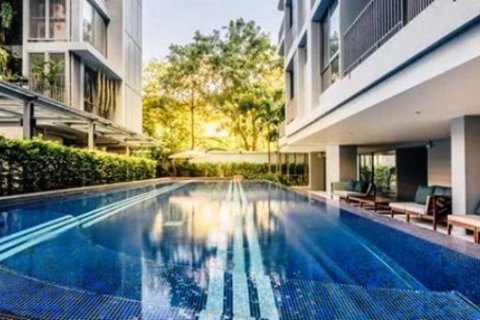 Condo in Watthana, Bangkok, Thailand, 2 bedrooms  № 155262 - photo 18