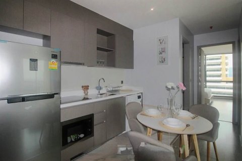 Condo in Watthana, Bangkok, Thailand, 2 bedrooms № 155260 - photo 4