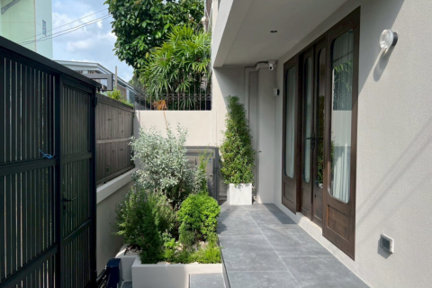 House in Bangkok, Thailand 4 bedrooms № 180583 - photo 17
