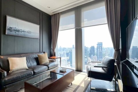 Condo in Bangkok, Thailand, 3 bedrooms  № 180586 - photo 18