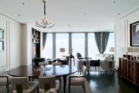 Condo in Bangkok, Thailand, 3 bedrooms  № 180586 - photo 2