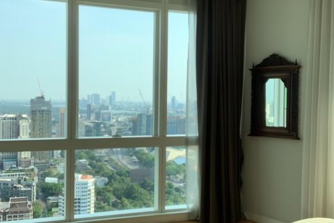 Condo in Bangkok, Thailand, 3 bedrooms  № 143873 - photo 6
