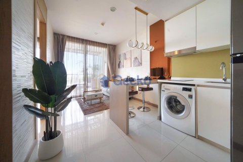 Condo in Pattaya, Thailand, 1 bedroom № 196411 - photo 8