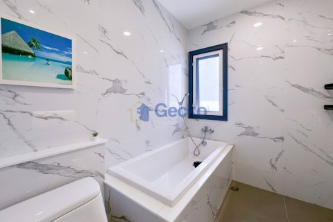 House in Pattaya, Thailand 3 bedrooms № 196410 - photo 17