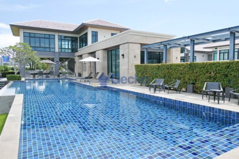 House in Pattaya, Thailand 3 bedrooms № 196410 - photo 29