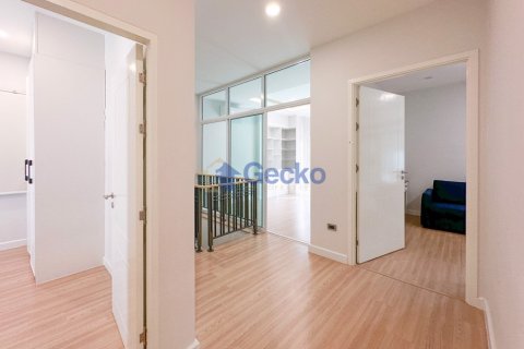 House in Pattaya, Thailand 3 bedrooms № 196410 - photo 23