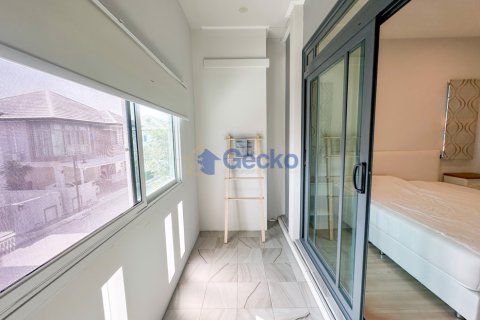 House in Pattaya, Thailand 3 bedrooms № 196410 - photo 26