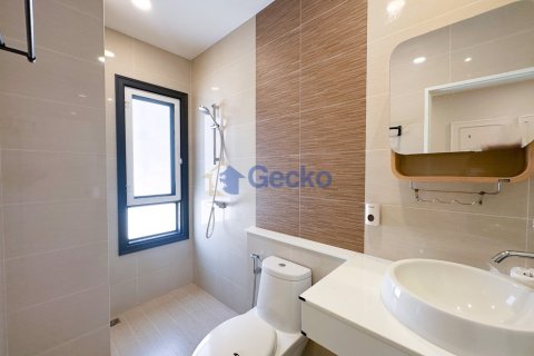 House in Pattaya, Thailand 3 bedrooms № 196410 - photo 22