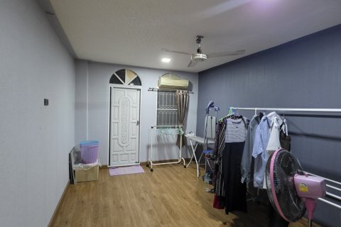 Townhouse à Bangkok Yai, Thaïlande 3 chambres № 171660 - photo 11