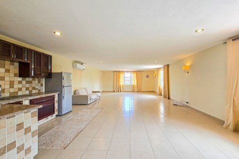 Villa in Pattaya, Thailand 6 bedrooms № 171659 - photo 17