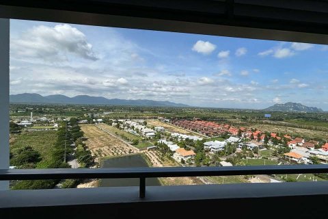 Condo in Cha-am, Thailand, 2 bedrooms № 171658 - photo 18