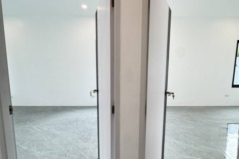 Дом в Паклоке, Таиланд с 3 спальнями  № 136965 - фото 16