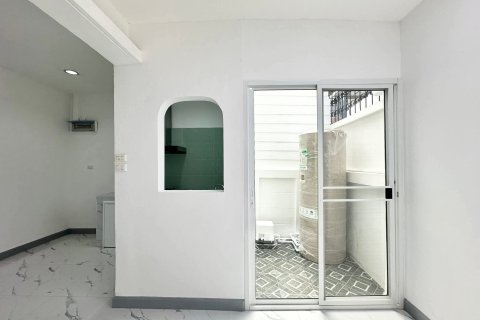 Таунхаус в Лат Пхрау, Бангкок, Таиланд с 3 спальнями  № 147134 - фото 15