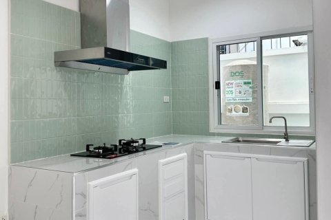 Таунхаус в Лат Пхрау, Бангкок, Таиланд с 3 спальнями  № 147134 - фото 3