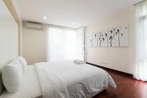 House in Pattaya, Thailand 4 bedrooms № 210494 - photo 2