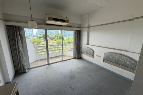 สตูดิโอในคอนโดมิเนียมในจอมเทียน, พัทยา, ประเทศไทย № 210496 - รูปถ่าย 9