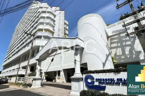 สตูดิโอในคอนโดมิเนียมในจอมเทียน, พัทยา, ประเทศไทย № 210496 - รูปถ่าย 1