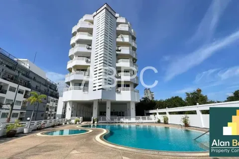 สตูดิโอในคอนโดมิเนียมในจอมเทียน, พัทยา, ประเทศไทย № 210496 - รูปถ่าย 6