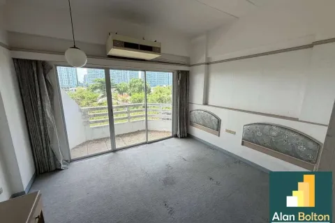 สตูดิโอในคอนโดมิเนียมในจอมเทียน, พัทยา, ประเทศไทย № 210496 - รูปถ่าย 3