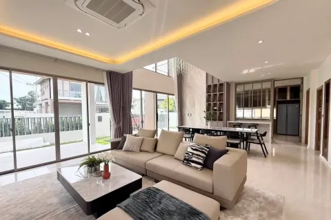 Casa de 3 dormitorios en Pattaya, Tailandia № 210491 - foto 6