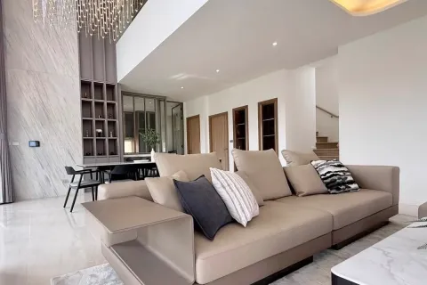 Casa de 3 dormitorios en Pattaya, Tailandia № 210491 - foto 5
