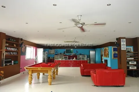 Estudio en Pattaya, Tailandia № 212490 - foto 30